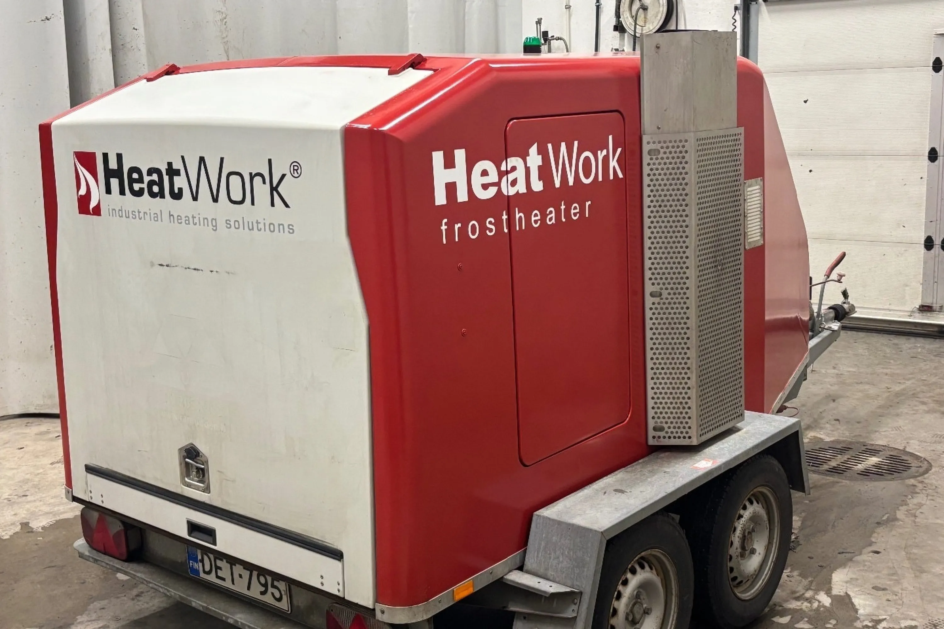 b51fd73b38a3b9f3-large